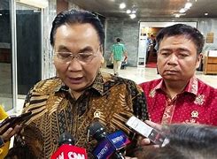 Anggota Dpr Fraksi Pdip Inisial Hm Di Jakarta